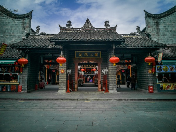 DM_20211010180033_017