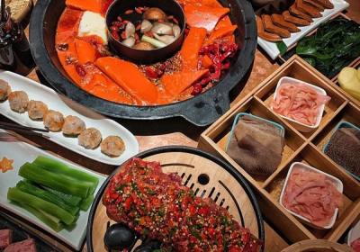 成都美食：从火锅到小吃的味蕾盛宴